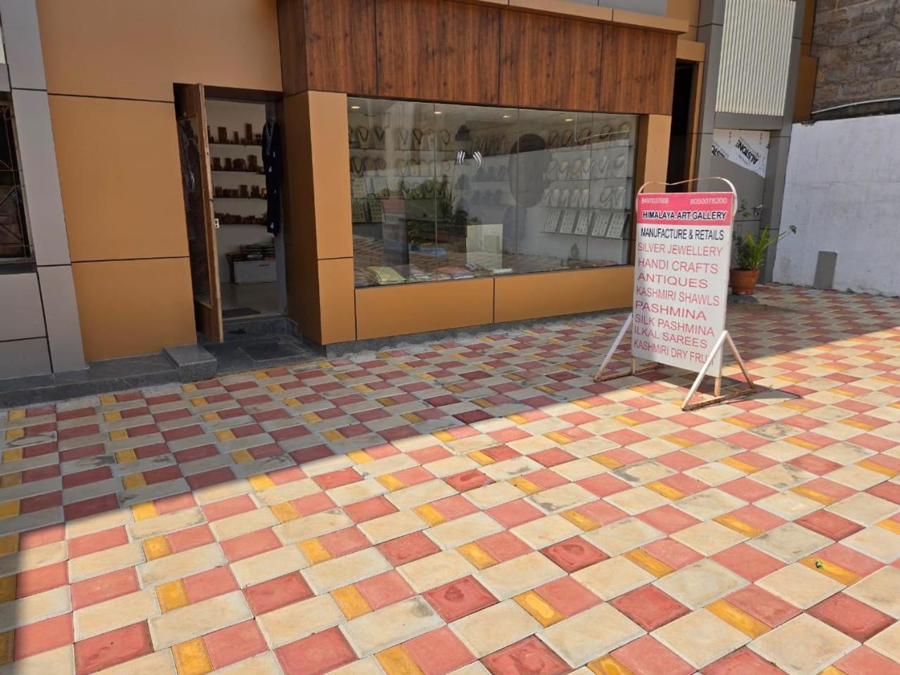 Hotel Badami Court 외부 사진