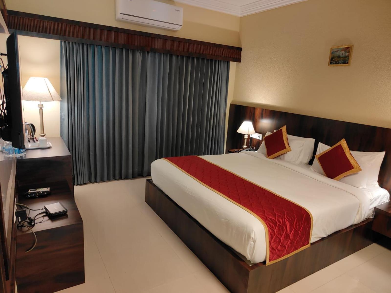 Hotel Badami Court 외부 사진