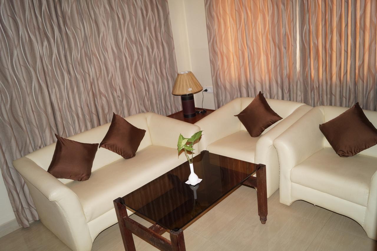 Hotel Badami Court 외부 사진