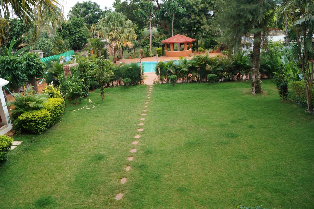 Hotel Badami Court 외부 사진