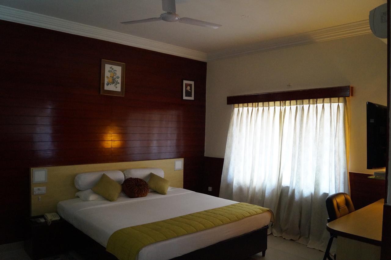 Hotel Badami Court 외부 사진